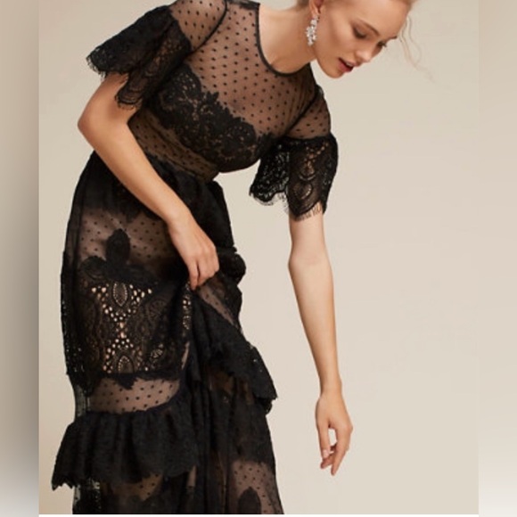 Monique Lhuillier Dresses & Skirts - NEW Monique Lhuillier Arvada Dress